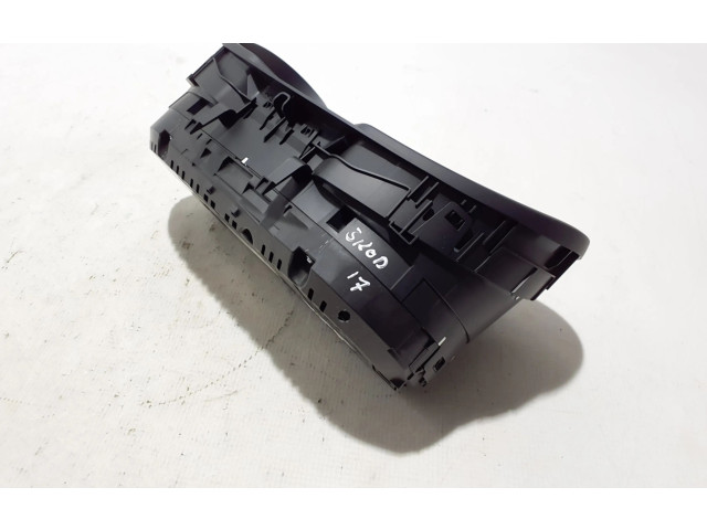 Панель приборов 5E0920750D   Skoda Octavia Mk3 (5E)       