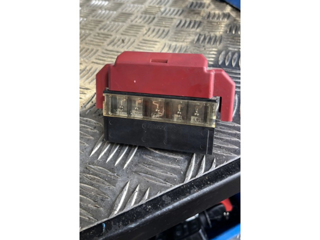 Pojistková skříňka 24381C9900 Nissan Pulsar 2016