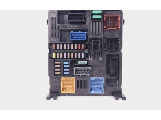 Блок предохранителей  9832881080   Peugeot 2008 II    