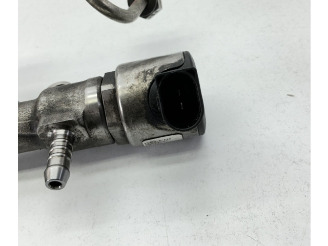 Vstřikovací lišta 04L130093, 04L130093 Volkswagen Transporter - Caravelle T6