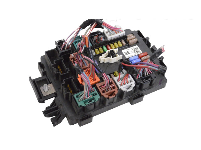 Pojistková skříňka 109440900E Tela Model S 2016