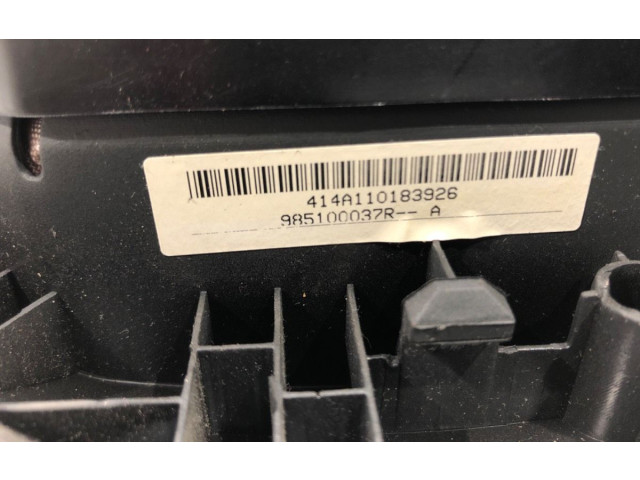 Подушка безопасности водителя 985100037R Dacia Duster II