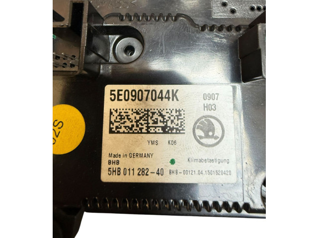 Блок управления климат-контролем 5E0907044K, 5HB01128240 Skoda Octavia Mk3 (5E)