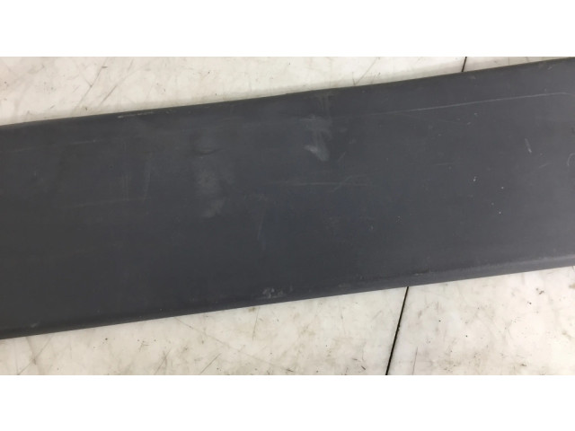 Отделка загрузочная дверь (молдинги)