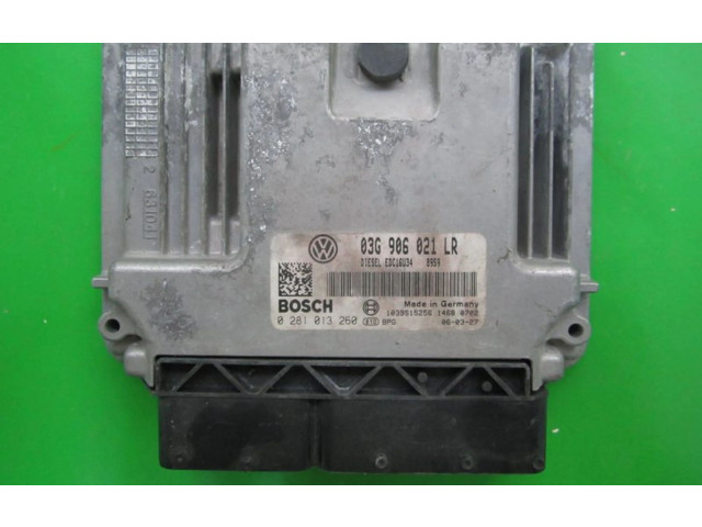 Блок управления двигателем ECU    03G906021LR, 0281013260   Volkswagen PASSAT B6