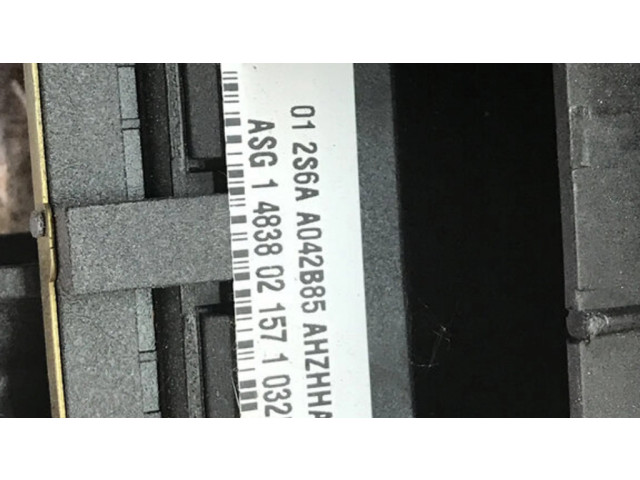 Подушка безопасности водителя 2S6AA042B85 Ford Fiesta