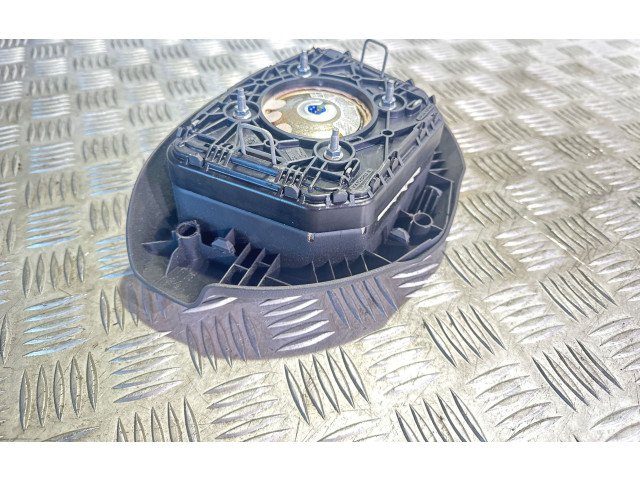 Подушка безопасности водителя 34079431A Dacia Duster