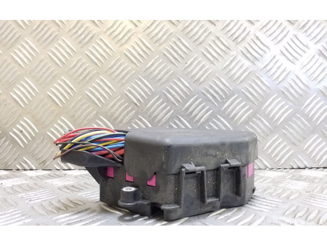 Блок предохранителей    Audi A3 S3 8L    