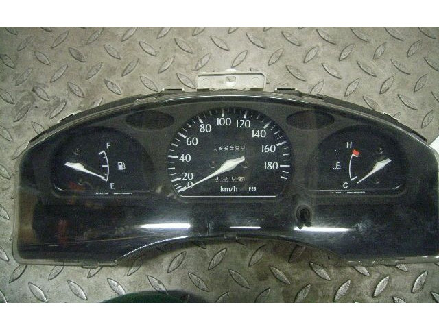 Přístrojová deska Toyota Starlet (P90) V 1997 1573705381