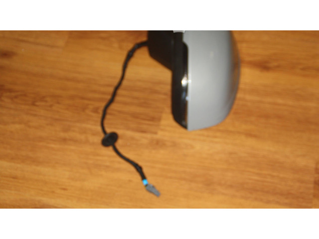 Зеркало электрическое Volvo XC40 - года