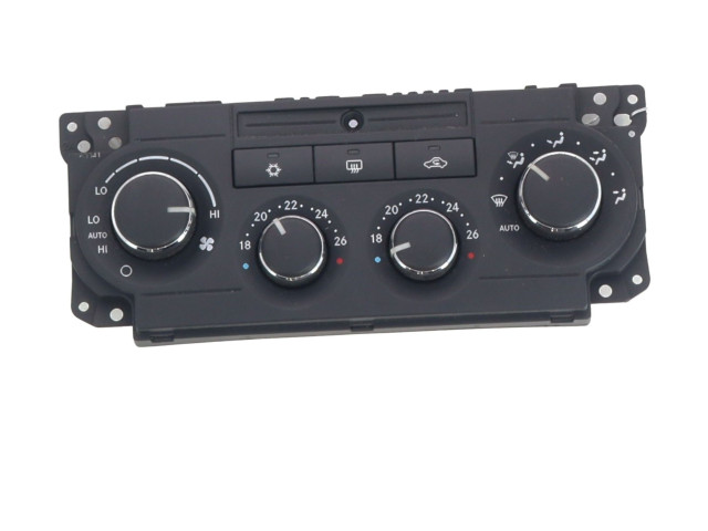 Блок управления климат-контролем    Jeep Commander