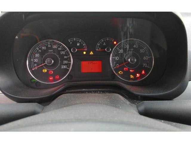 Панель приборов 52038991   Fiat Grande Punto       