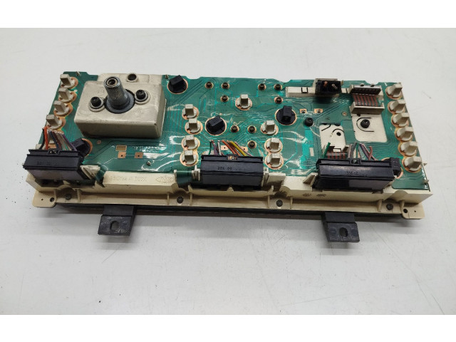 Панель приборов 7700841356 Renault Clio I