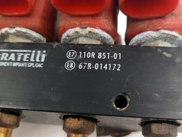 Форсунка 67R014172, 110R85101    Dacia Logan I для бензинового двигателя K7J 710 1.4