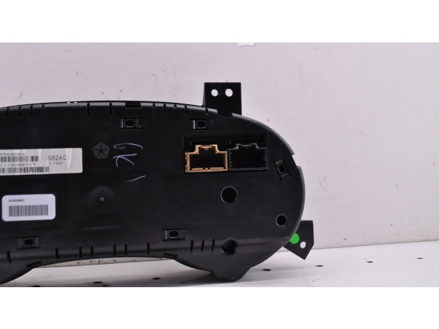 Панель приборов P68055682AG   Chrysler Town & Country V       