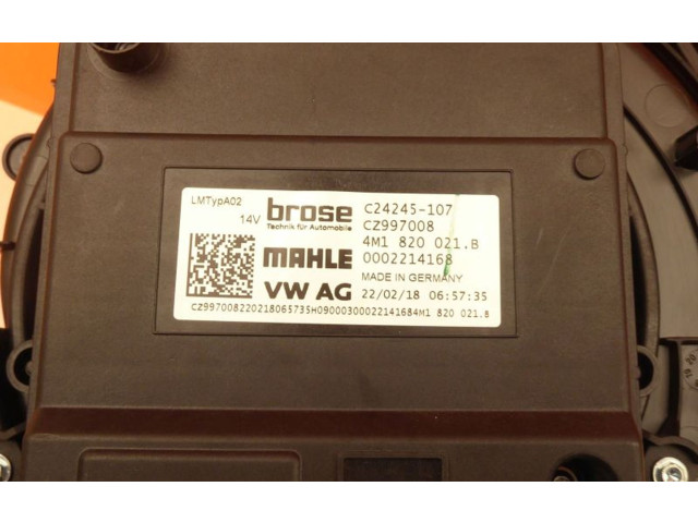 Вентилятор печки 4M1820021B, 4M1820021B Audi Q5 SQ5