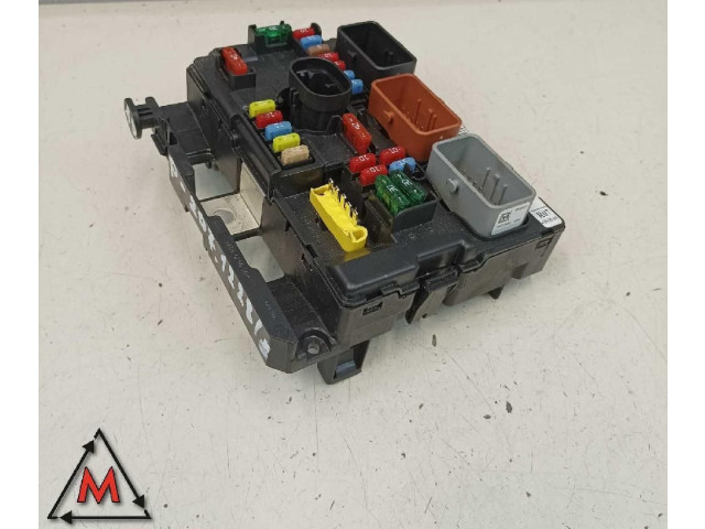 Блок предохранителей  9667199580, VALEO   Peugeot 207    