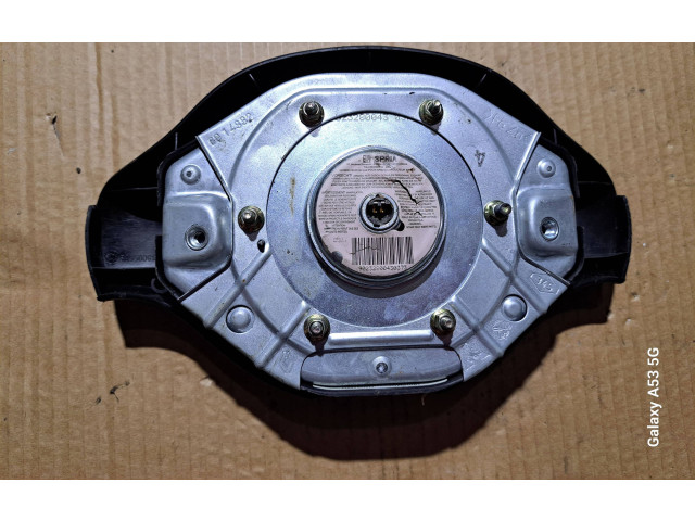 Подушка безопасности водителя 8200405784   Dacia Logan I