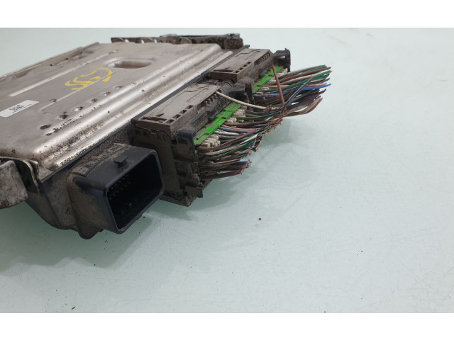 Блок управления двигателя 0281035669, 23710118S Dacia Dokker