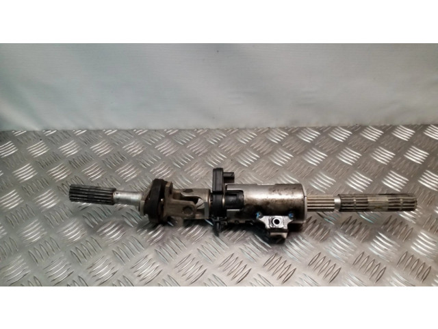 Крестовидная связь оси рулевого колеса