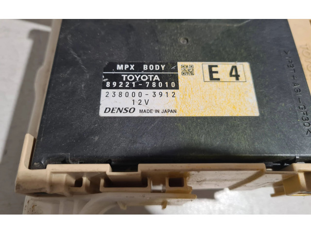 Блок предохранителей 8922178010 Lexus NX