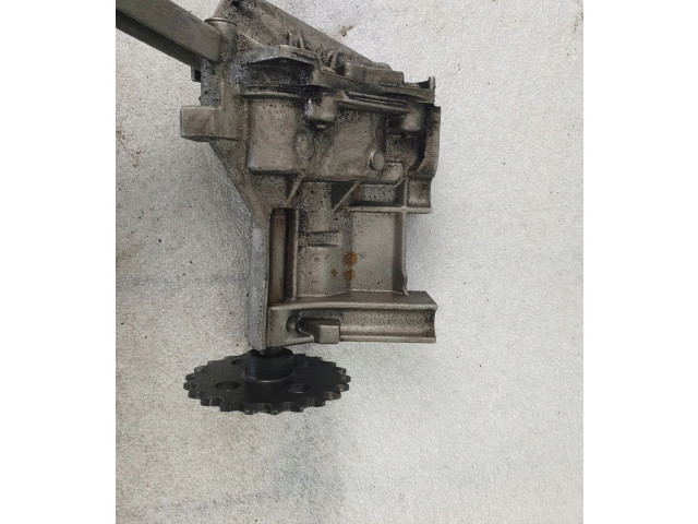 Масляный насос   7700600532, 150108069R  Renault Scenic II -  Grand scenic II 