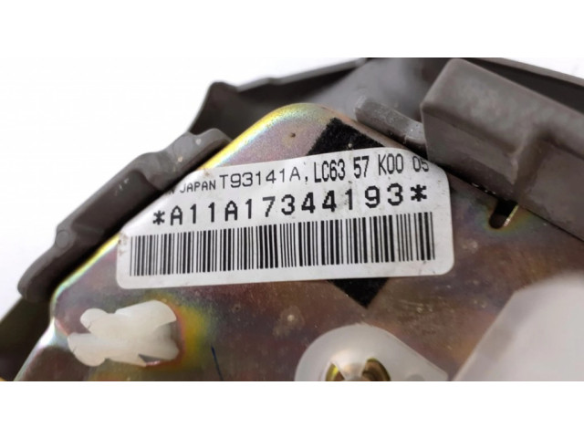 Подушка безопасности водителя LC6357K0005, T93141A Mazda Premacy