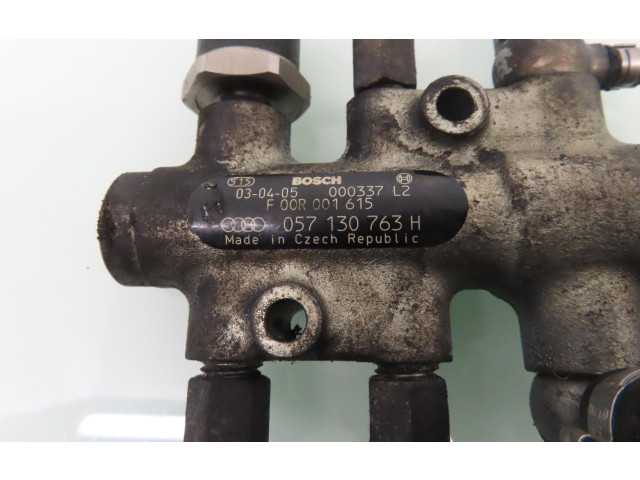 Vstřikovací lišta 057130764B, 057130763H Audi A8 S8 D3 4E ASE