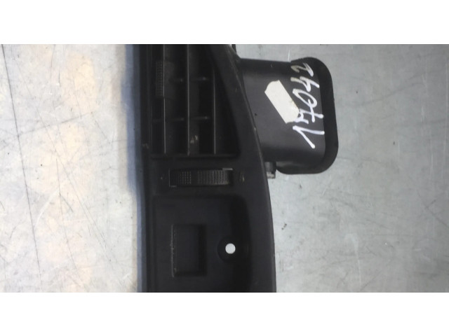 Боковая воздушная решётка