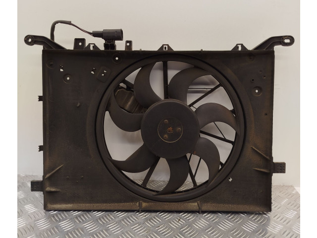 Вентилятор радиатора 30645148, 0130303947 Volvo V70