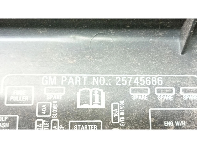 Pojistková skříňka Řídící jednotka BSM 25745686 Cadillac CTS 2004