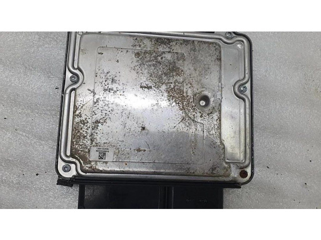 Блок управления двигателя 8J0907115K, 8P0907115Q   Audi TT TTS Mk2