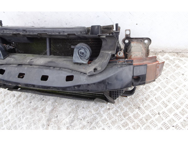 Комплект радиатора    Volvo  C30  2007 - 2010 года