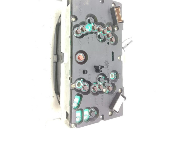 Přístrojová deska Nissan Almera Tino 2000 TK20VBR