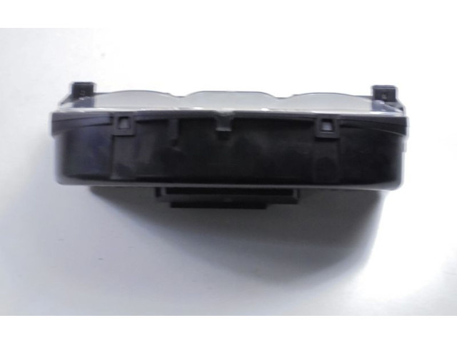 Панель приборов    Volkswagen PASSAT B6       