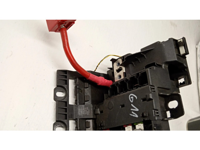   Pojistková skříňka 6802943   BMW 7 G11 G12 2018