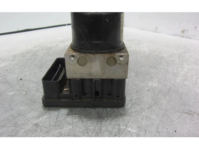 Блок АБС 2S612M110CE   Ford  Fusion  2002 - 2005 года