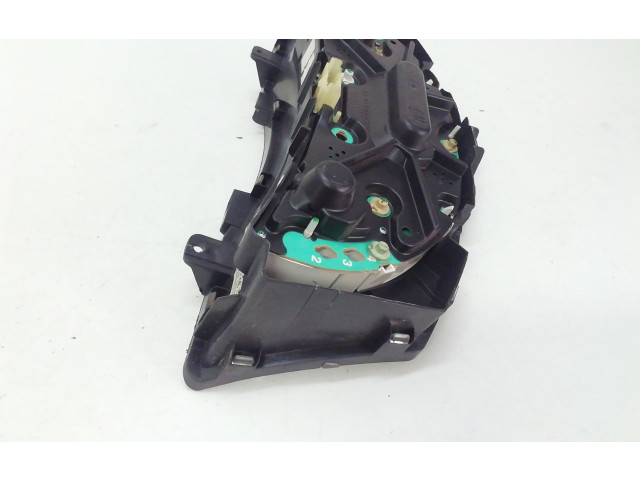 Панель приборов 13214770, 13214770 Opel Meriva A