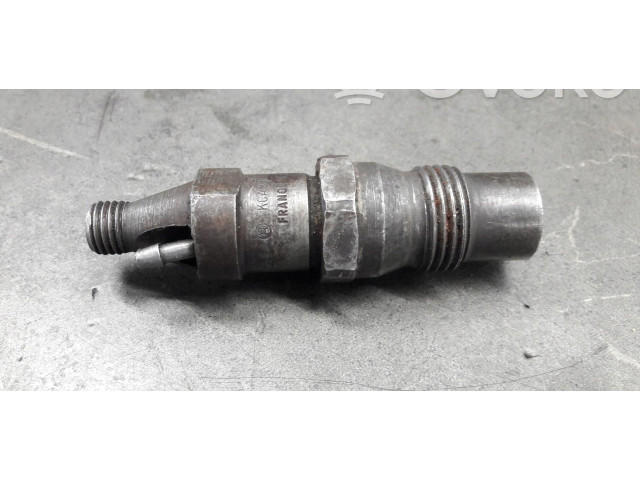 Форсунка 068130201B Volkswagen Golf II