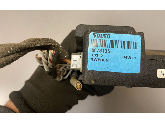 Звукоусилитель 8673135   Volvo V70