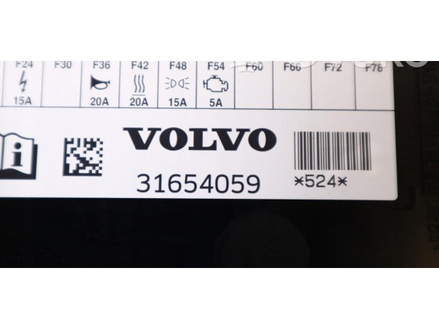 Блок предохранителей     Volvo XC90    