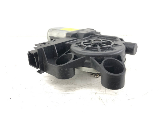 Передний двигатель механизма для подъема окон