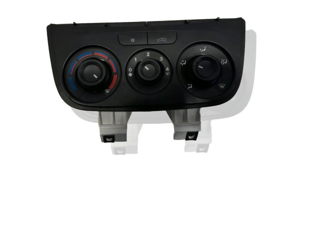 Блок управления климат-контролем 735498657 Opel Combo D