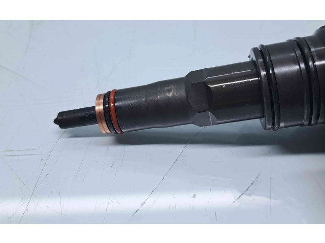 Форсунка 038130073AG Volkswagen Jetta V