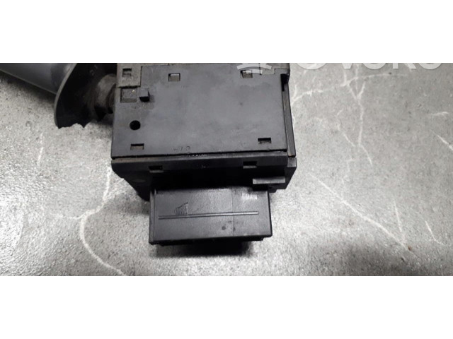 Ручка стеклоочистителей    Fiat Ulysse