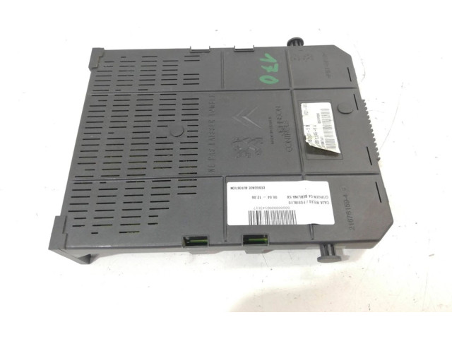 Блок предохранителей 216761594 Citroen C4 I