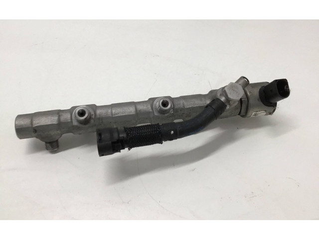 Vstřikovací lišta 059130090DE, 04L130764B Audi Q7 4L