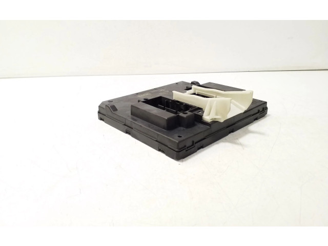 Комфортный модуль 5Q0937084BQ    Volkswagen Tiguan