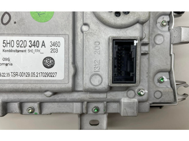 Přístrojová deska Volkswagen Golf VIII 2021 5H0920340A