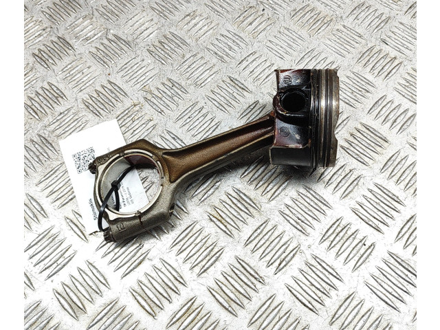 Píst 8623418, 9468870 BMW 5 G30 G31 pro benzínový motor 2.0